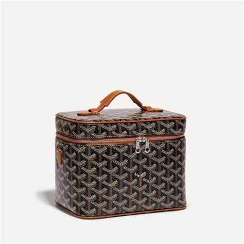 goyard vanity case bag price|GOYARD Goyardine Muse Vanity Case Black Gold.